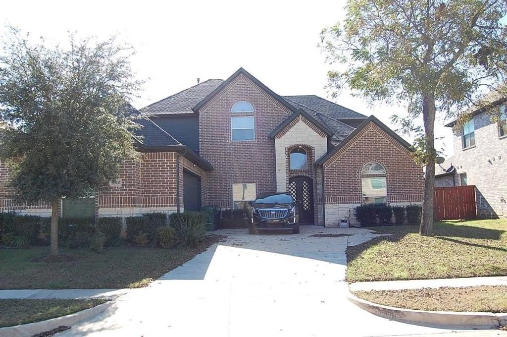 3912 Belle Maison Ct - Photo 2 of 5