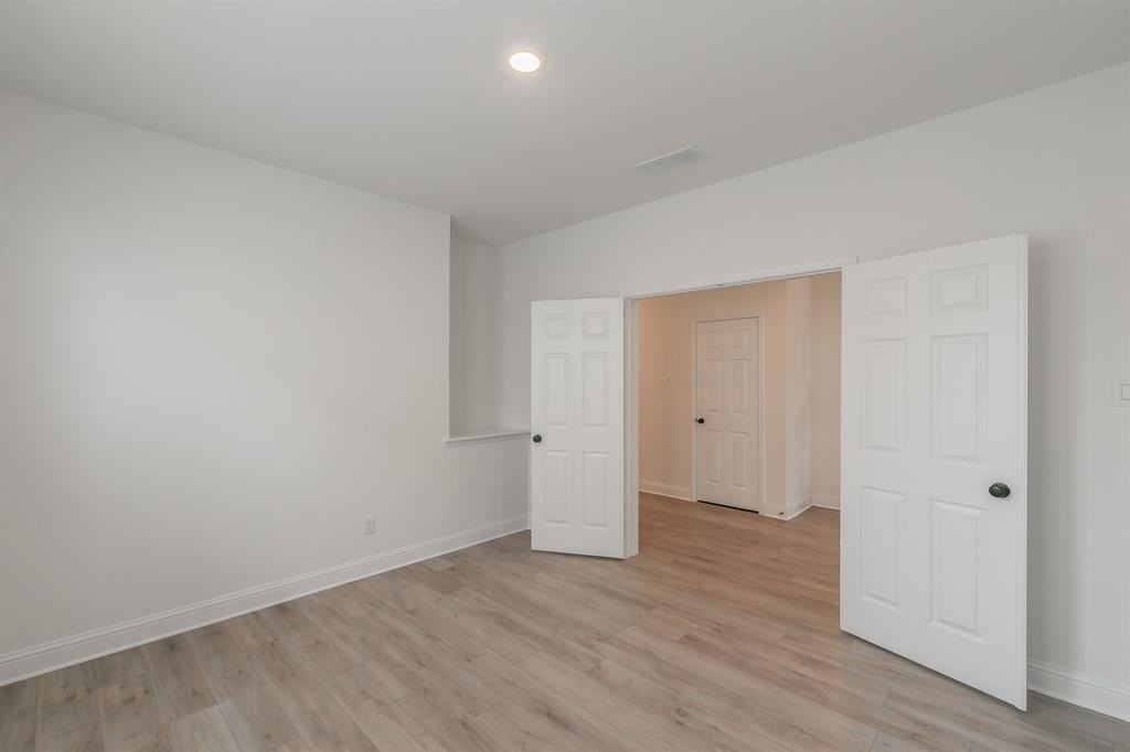 346 Boroughbridge Drive - Photo 6 of 26