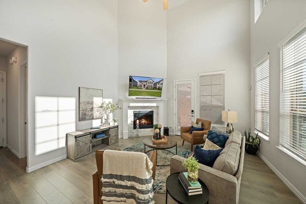 744 Patriot Ln - Photo 6 of 40