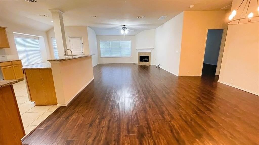 8209 Macgregor Dr - Photo 3 of 23