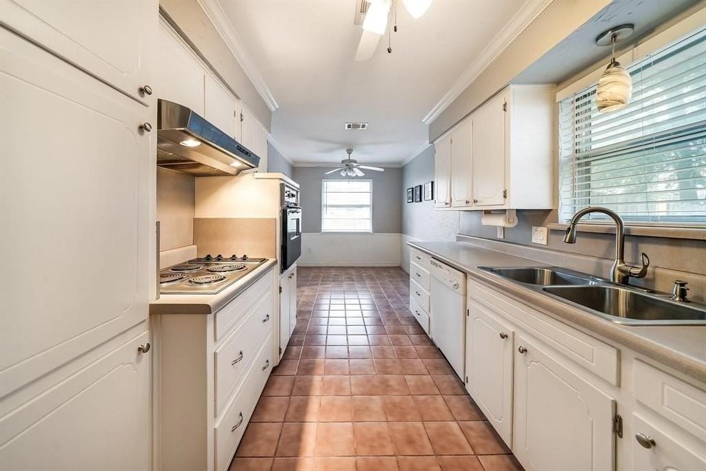 3019 Bramble Oaks Ct - Photo 4 of 9