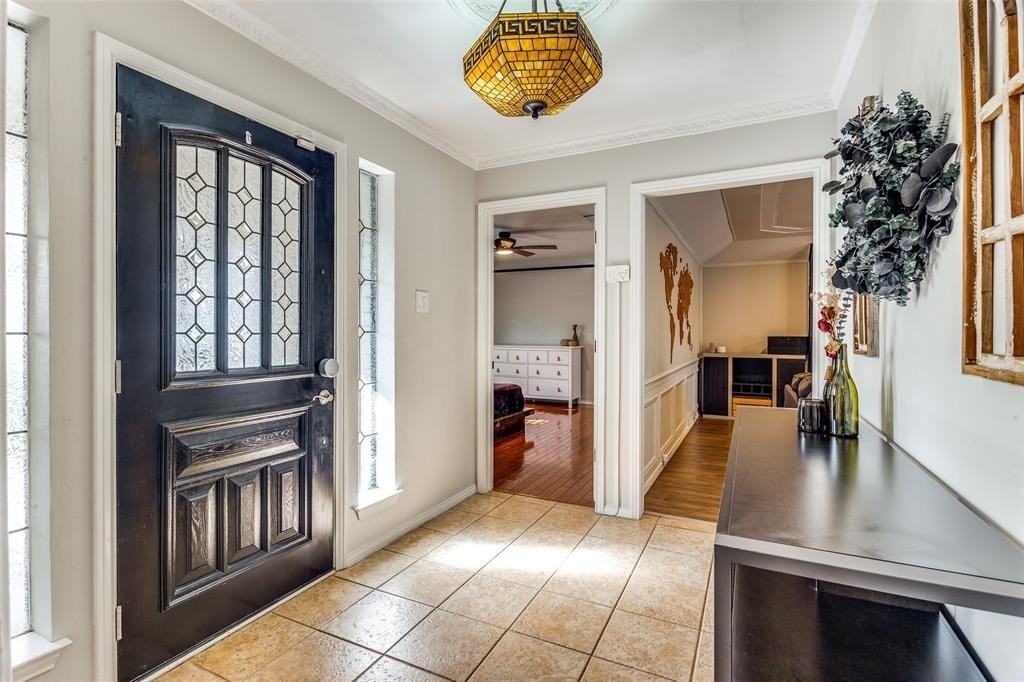 116 Montreal Dr - Photo 4 of 30