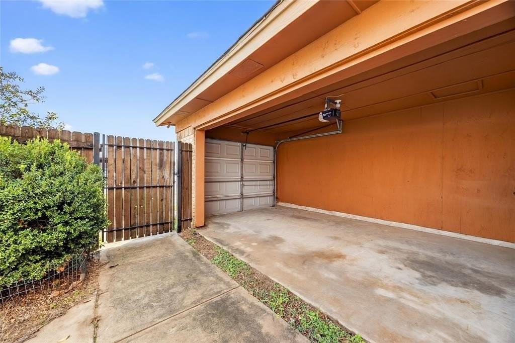 2724 Countryside Ln - Photo 6 of 28