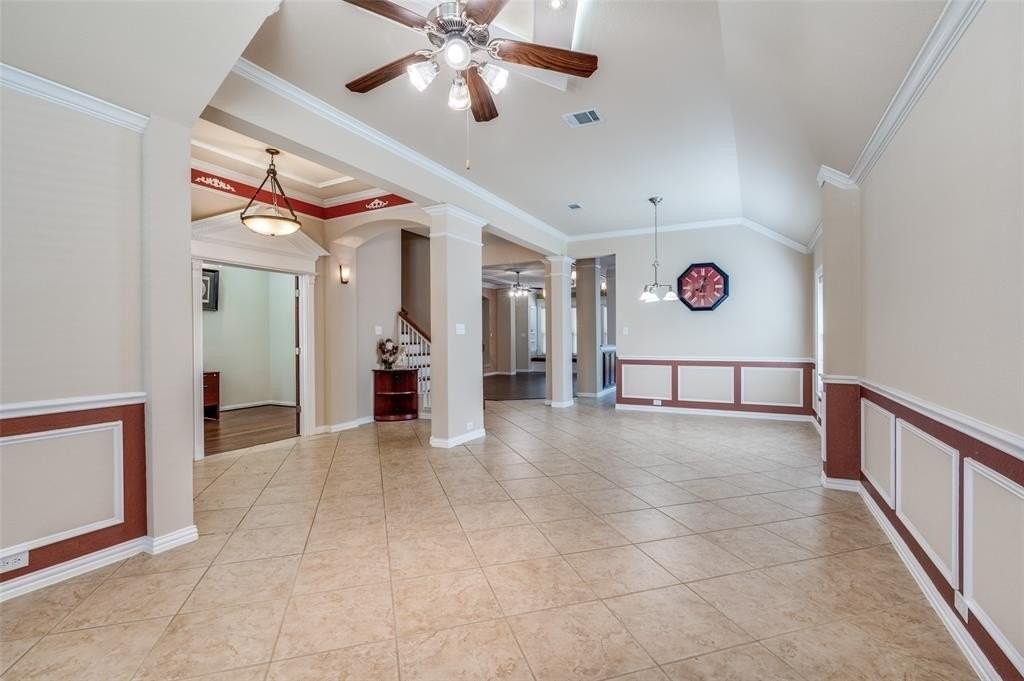 2709 Foxpoint Trail - Photo 5 of 25