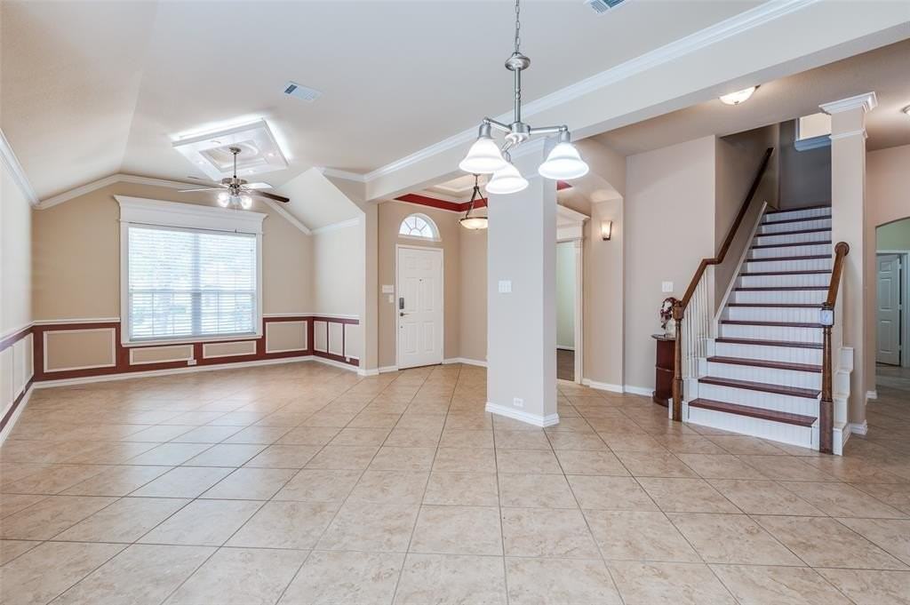 2709 Foxpoint Trail - Photo 7 of 25