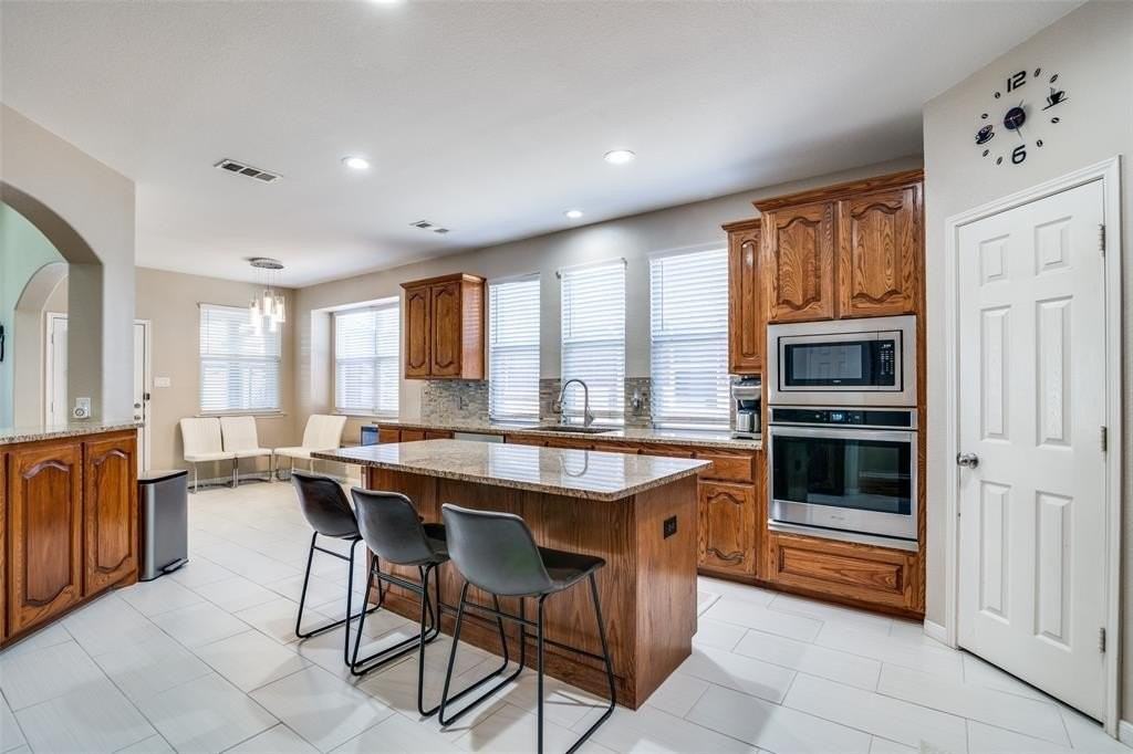 502 Covey Trl - Photo 7 of 23