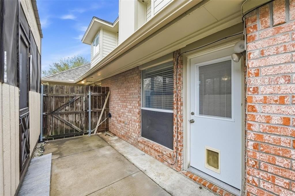 11912 Rhulen Ct - Photo 3 of 37