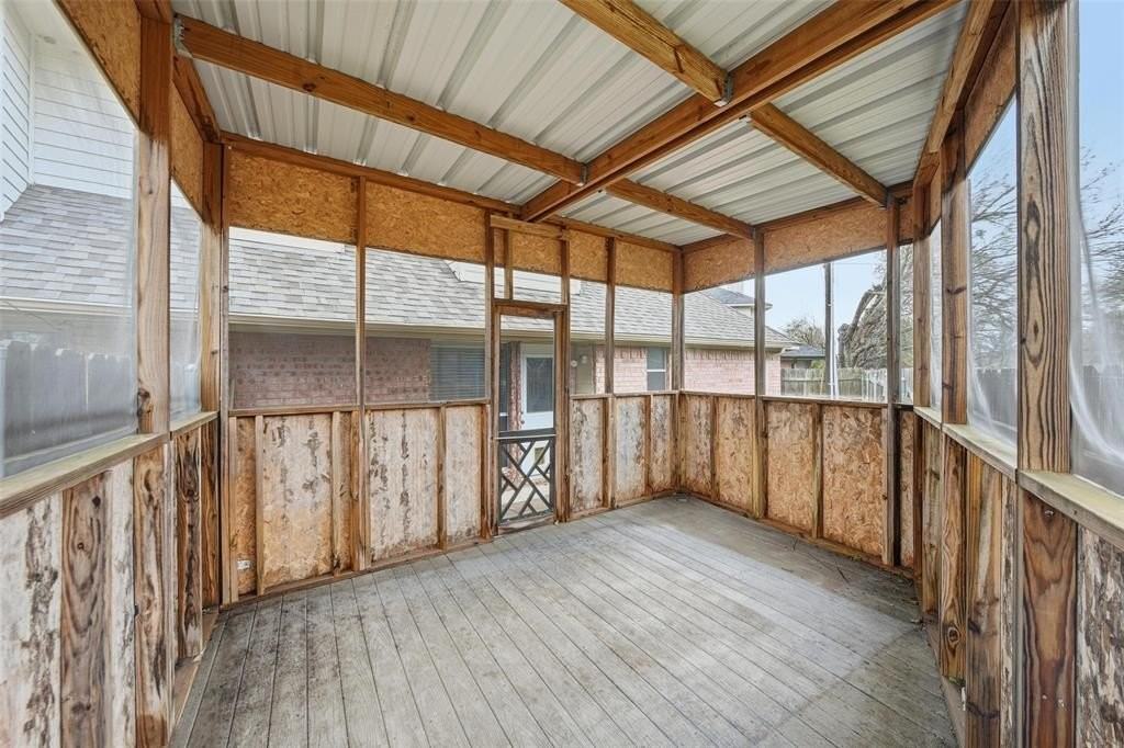 11912 Rhulen Ct - Photo 4 of 37