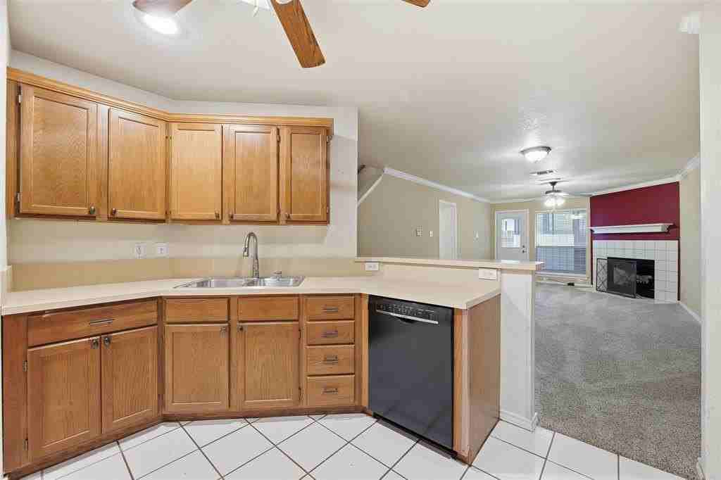 11912 Rhulen Ct - Photo 6 of 37