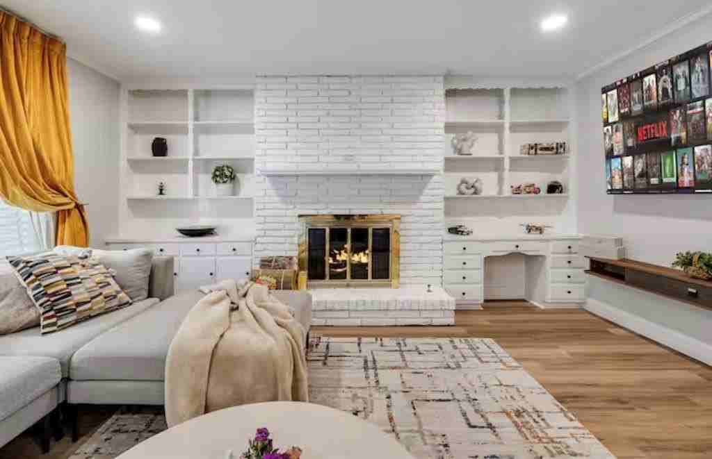 9005 Villa Park Cir - Photo 5 of 30