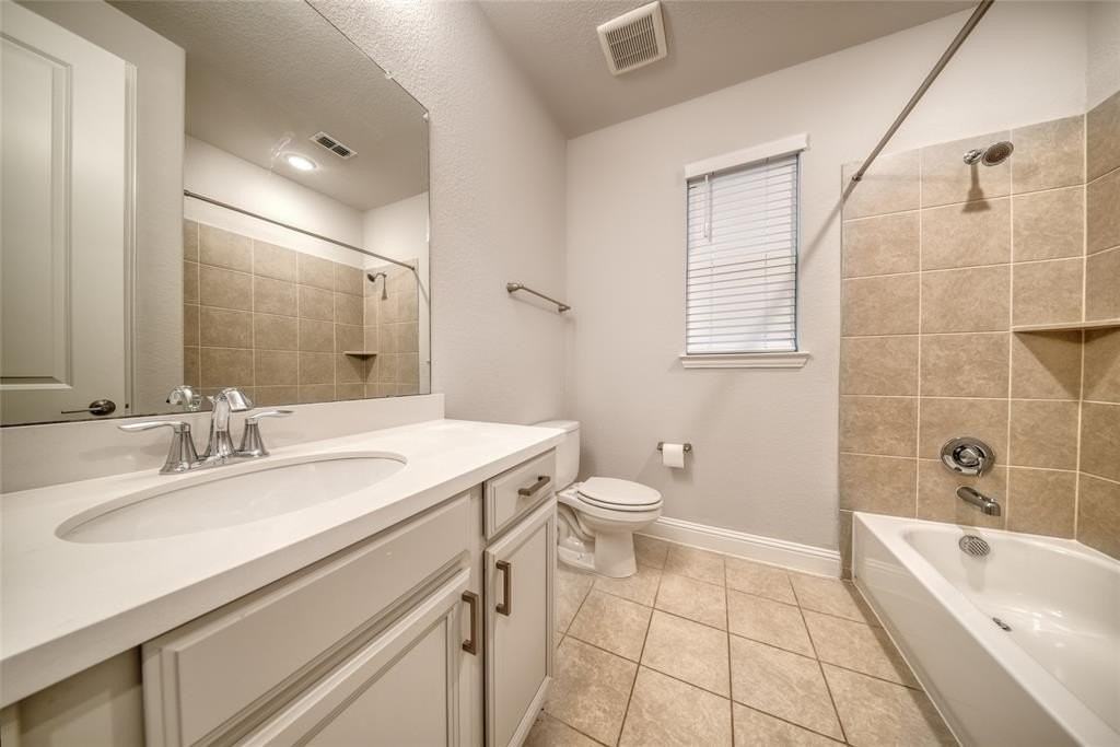 1404 Brent Knoll Dr - Photo 6 of 15