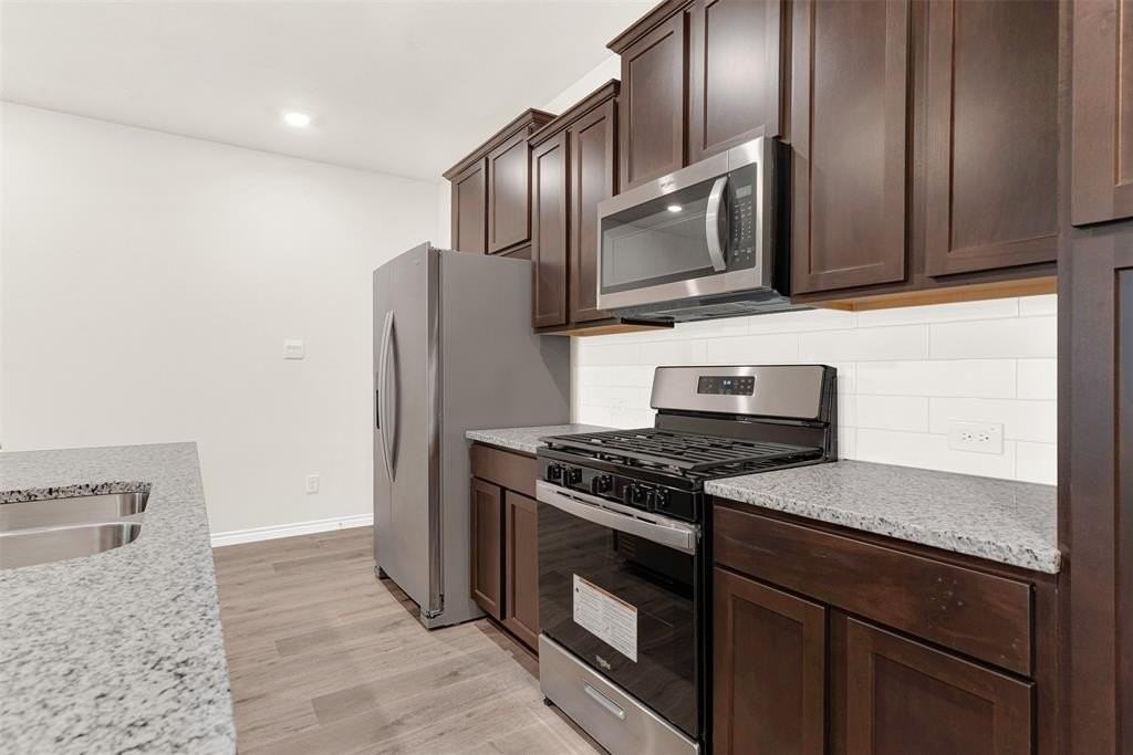 1336 Kimzey St - Photo 4 of 20