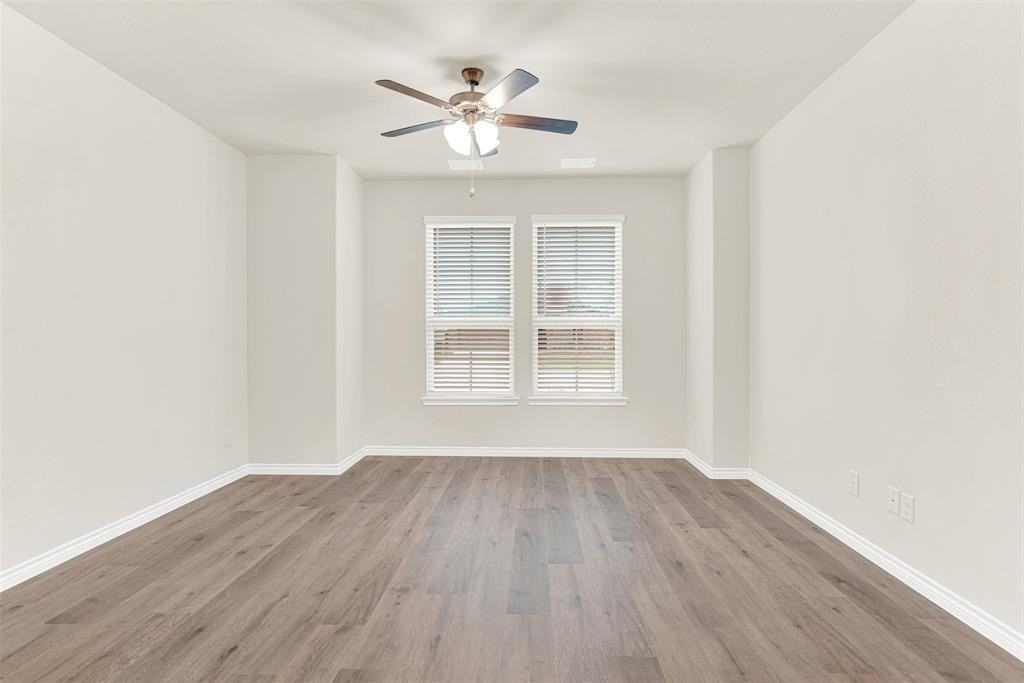 1336 Kimzey St - Photo 7 of 20