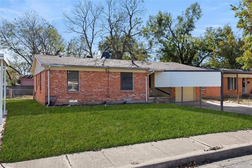 1406 Ridgeview St - Photo 2 of 16