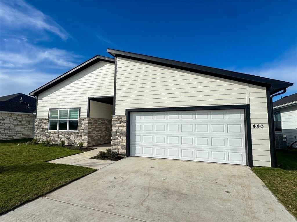 Lacy Ln - Photo 3 of 19