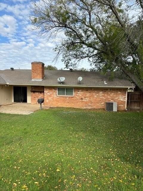 1434 Northridge Dr - Photo 2 of 34