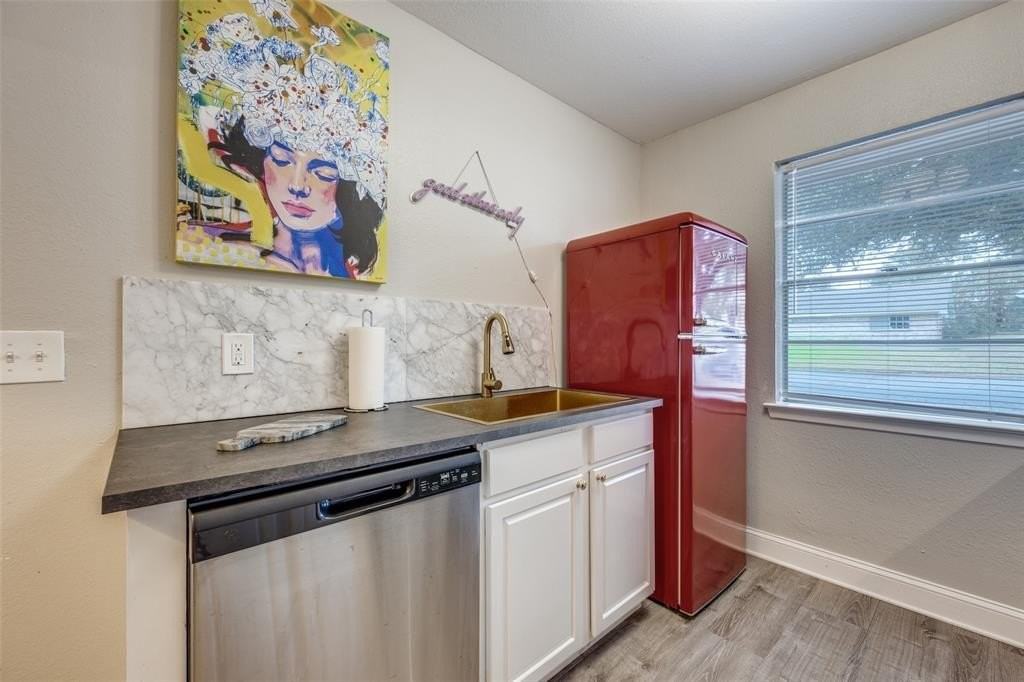 1224 W Hunt St #1222 - Photo 6 of 23