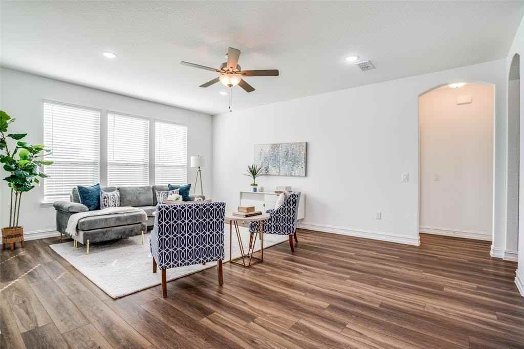 4116 Adelaide Drive - Photo 2 of 22