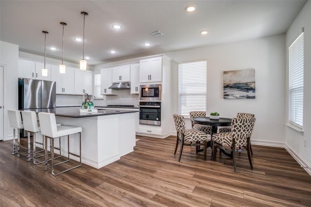 4116 Adelaide Drive - Photo 6 of 22