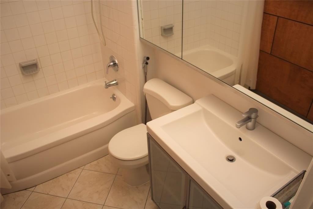 417 Melrose Dr - Photo 5 of 7