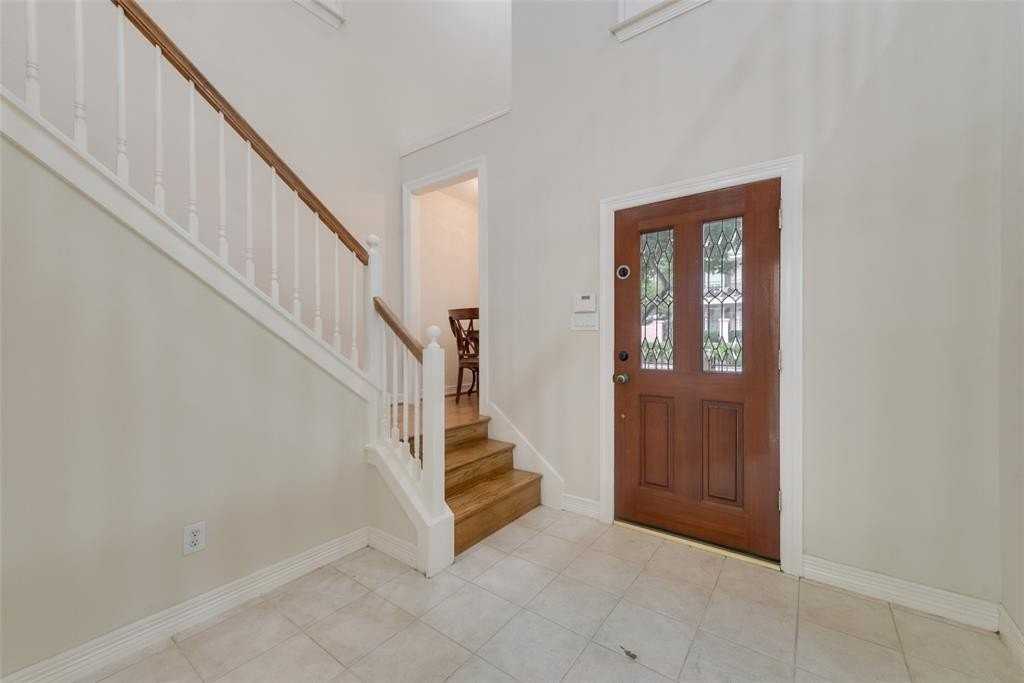 3207 Cole Ave #A - Photo 3 of 31