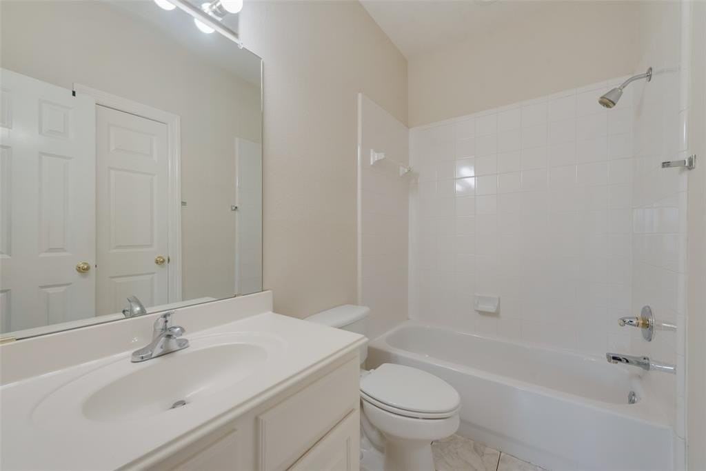 3207 Cole Ave #A - Photo 5 of 31