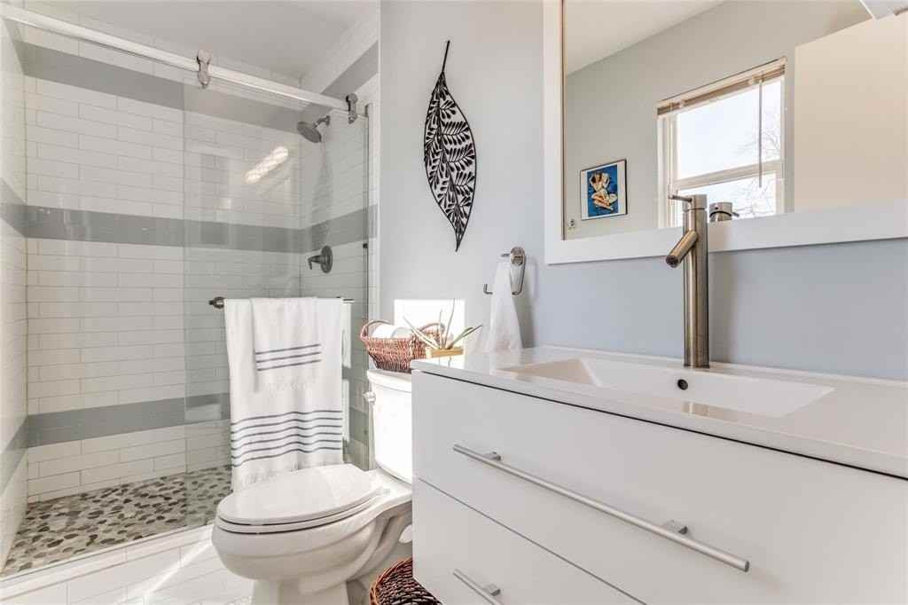 1718 Berkley Ave - Photo 7 of 12