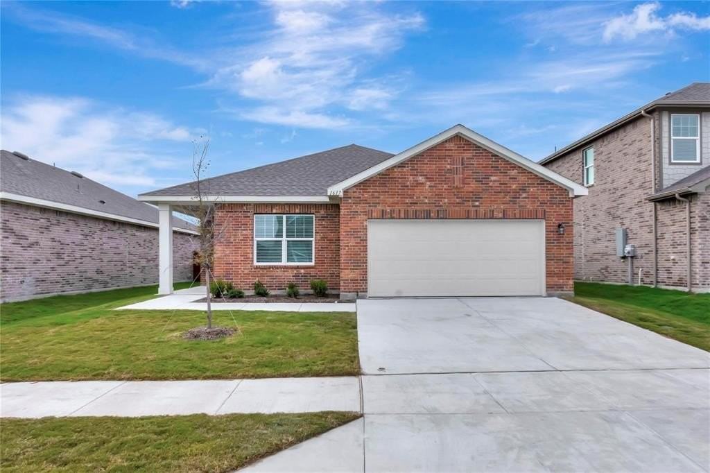 1617 Escondido Dr - Photo 3 of 29