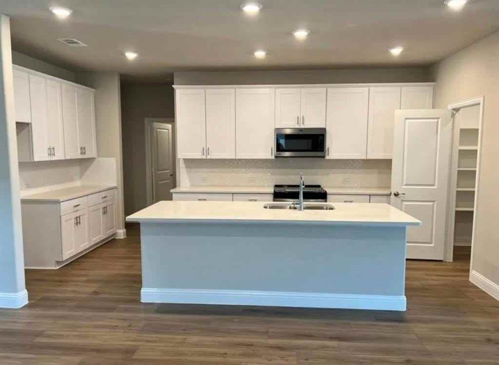 1510 Crystal Valley Way - Photo 6 of 24