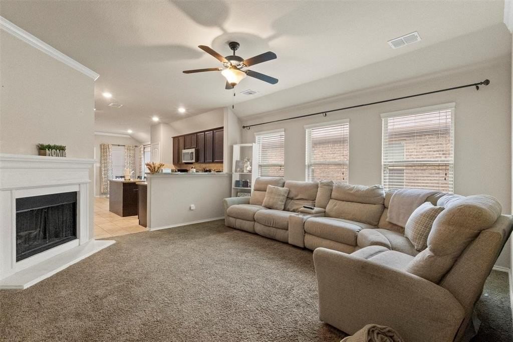 617 Wounded Knee Dr - Photo 2 of 31