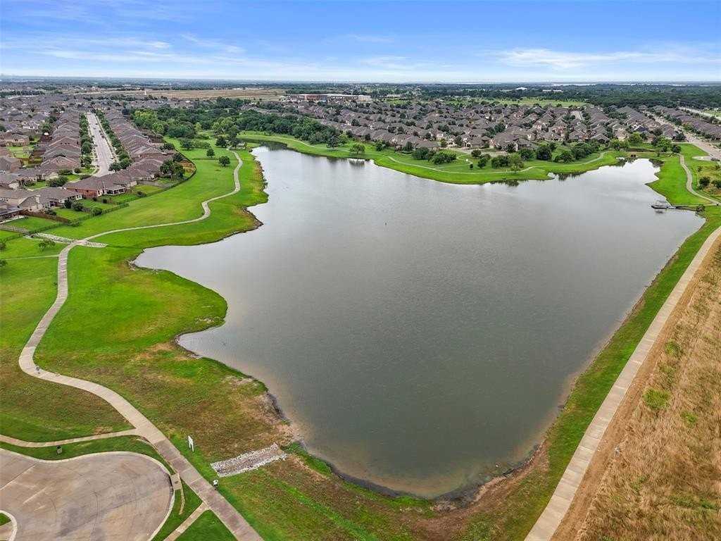 617 Wounded Knee Dr - Photo 4 of 31