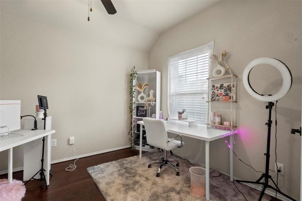 617 Wounded Knee Dr - Photo 5 of 31