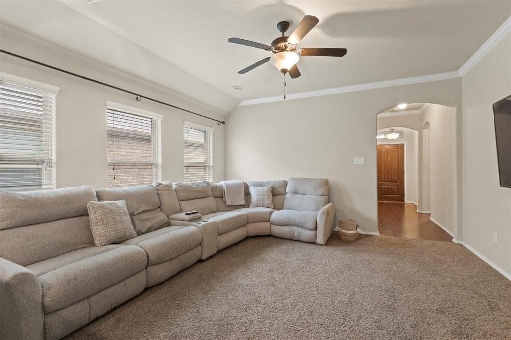 617 Wounded Knee Dr - Photo 7 of 31