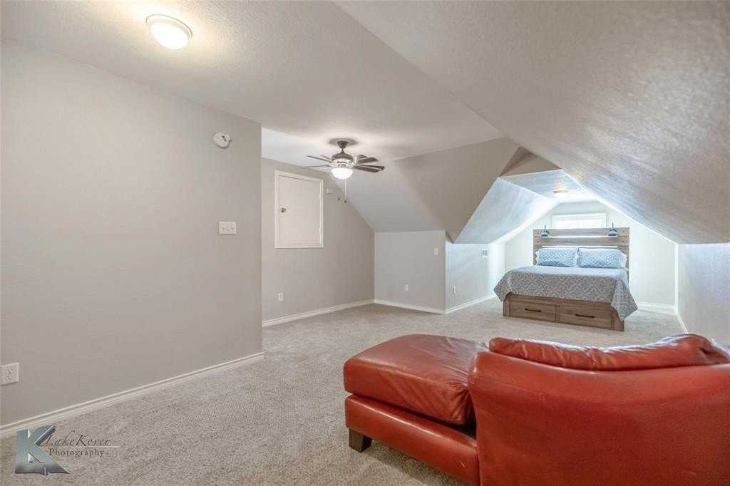 6670 Picadilly Street - Photo 5 of 38