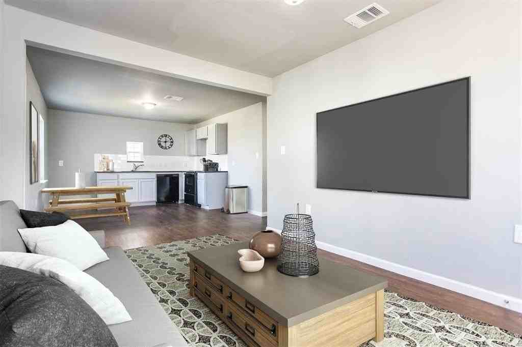 300 S 3rd St - Photo 3 of 14