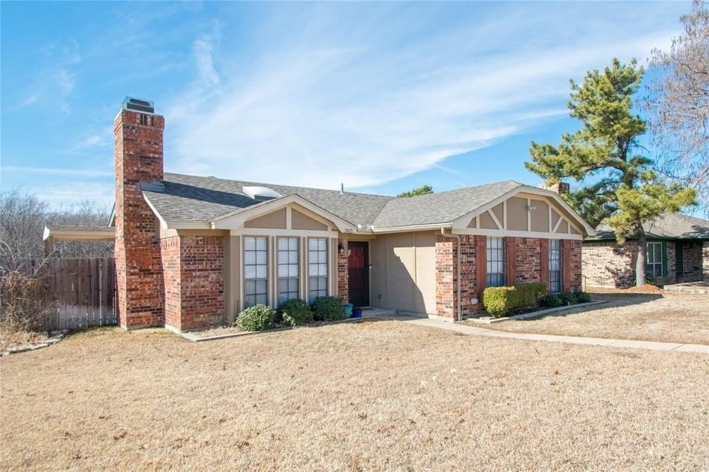 2611 Brandywyne Dr - Photo 2 of 23