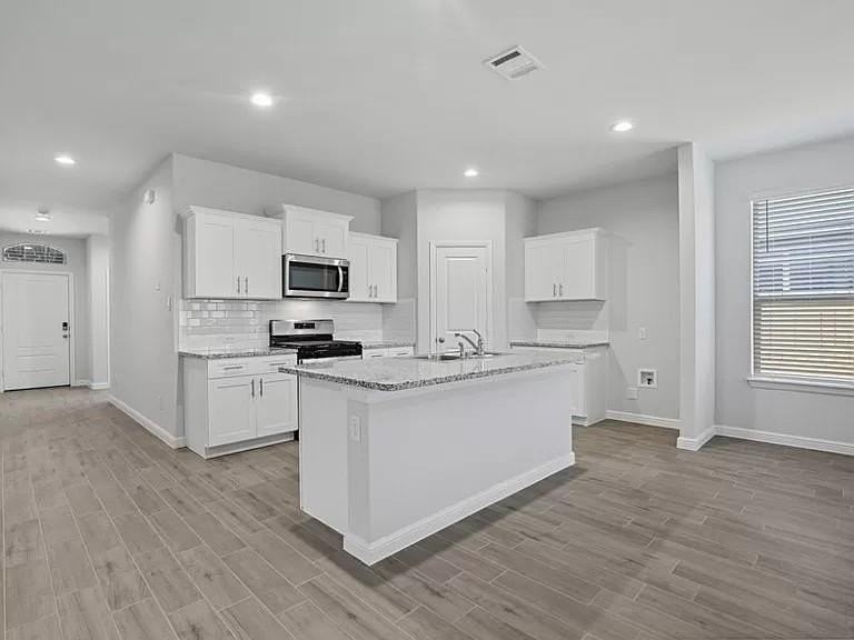 5229 Boulder Valley Drive - Photo 2 of 39