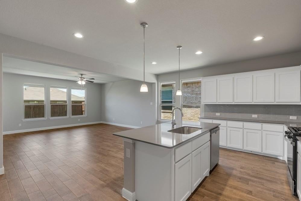 15529 Balham Pass - Photo 3 of 35