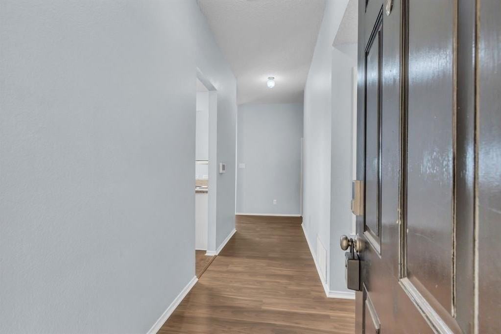 1111 Cumberland Dr - Photo 3 of 26