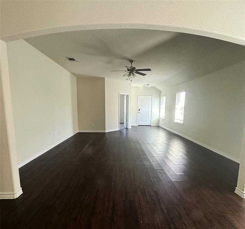 223 Garden Grove Drive - Photo 2 of 24