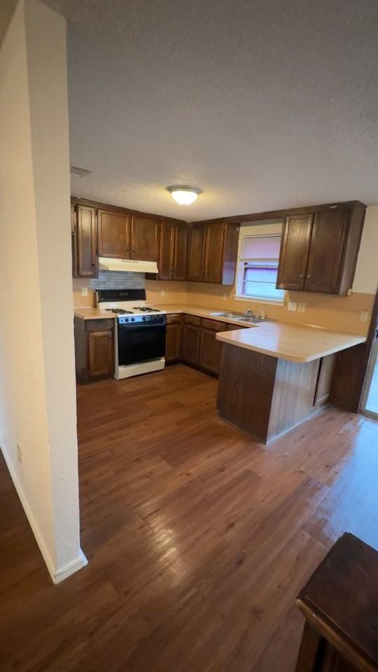 8511 South Drexel Place - Photo 2 of 5