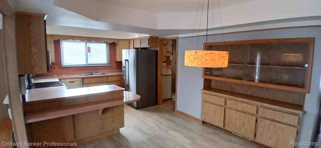 30632 Ohmer Drive - Photo 3 of 14