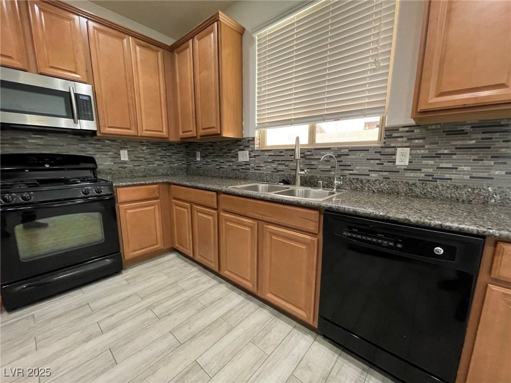 7727 Peaceful Trellis Dr - Photo 7 of 29