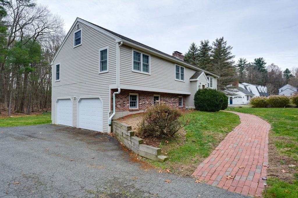 52 Vega Road - Photo 3 of 36