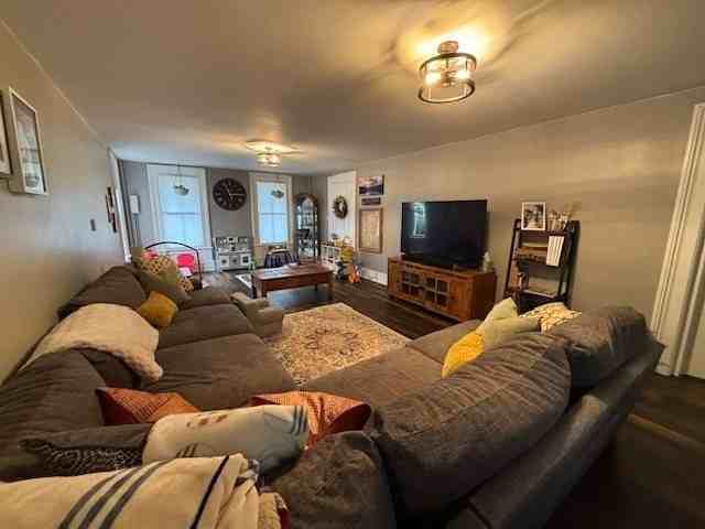 122 Saratoga Ave #1stFL - Photo 4 of 17