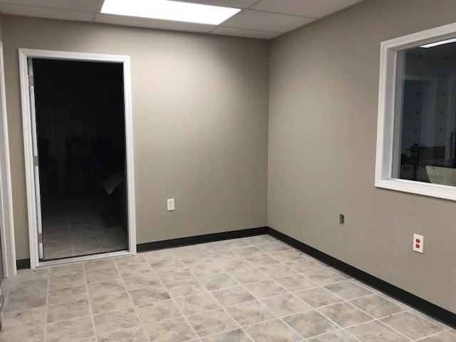 1105 Sw 2nd St - Photo 2 of 14