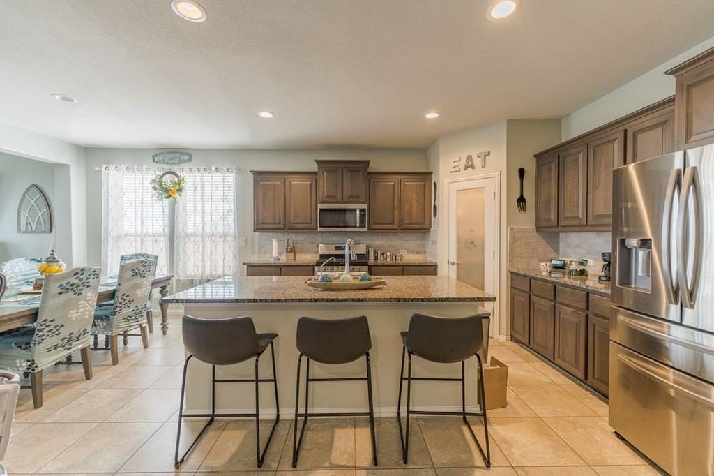 6825 Jamestown Street - Photo 3 of 19