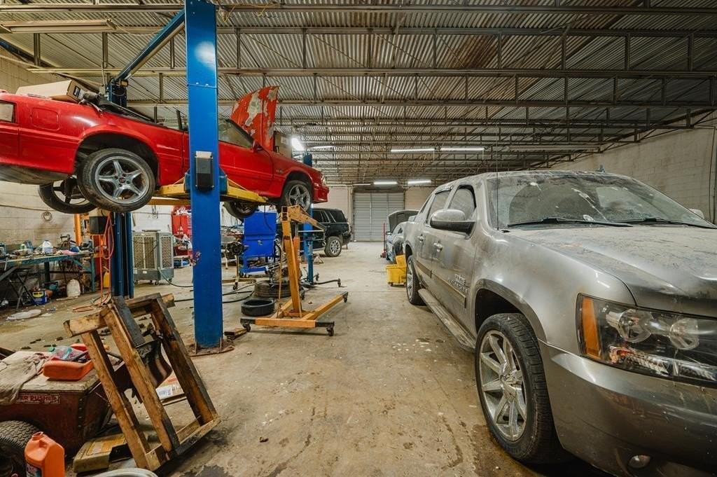 808 North Muskingum Avenue - Photo 2 of 14