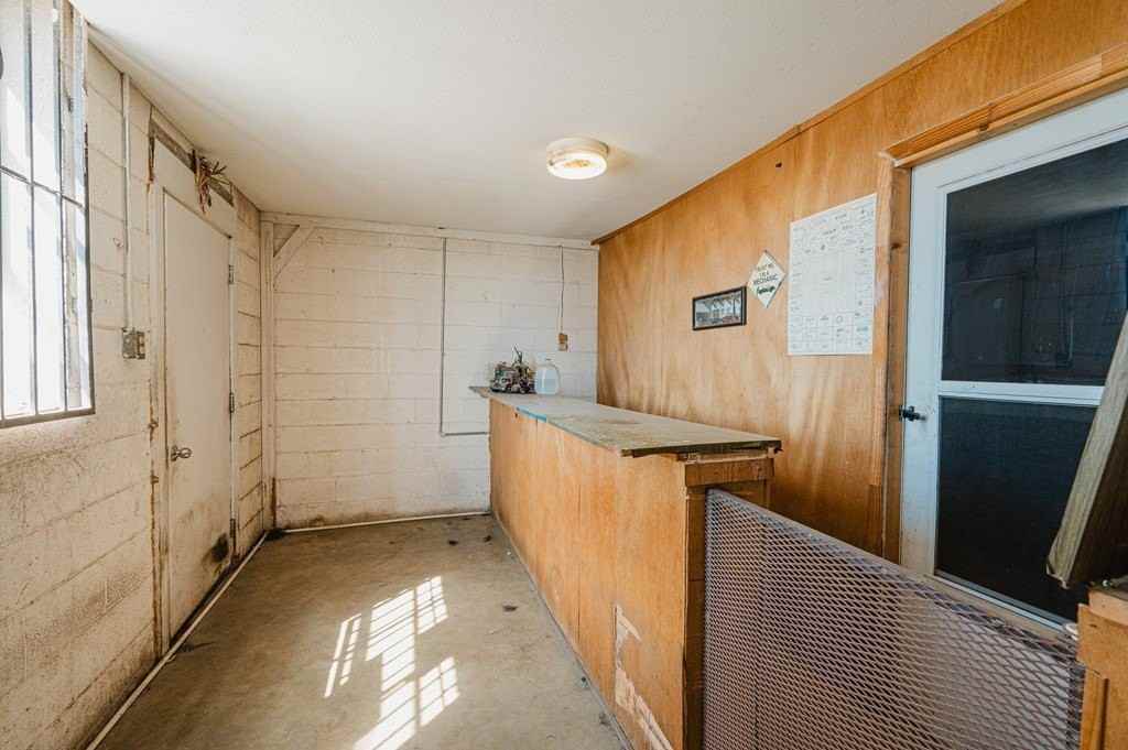 808 North Muskingum Avenue - Photo 7 of 14