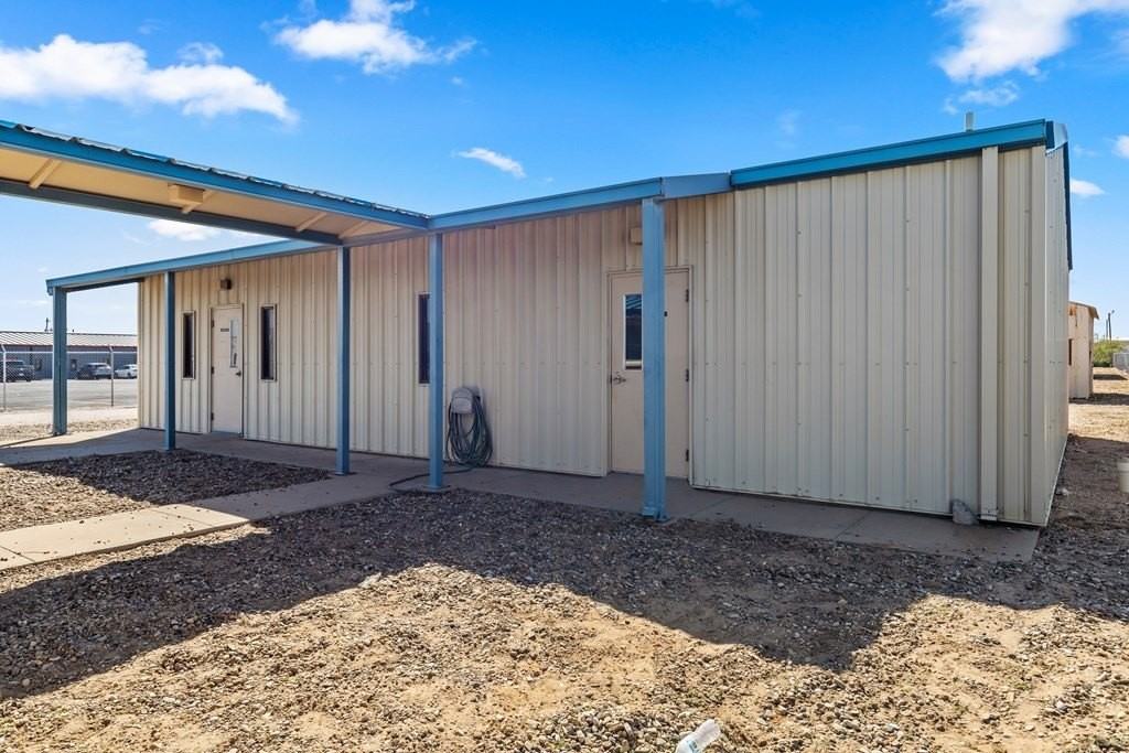 1102 S Grandview Ave - Photo 2 of 33